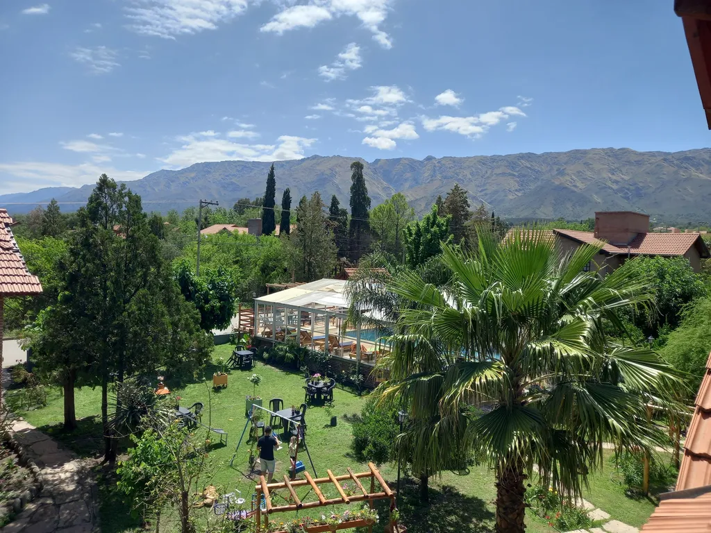 Vista a las sierras desde la planta alta, El Solar de las Sierras, Merlo